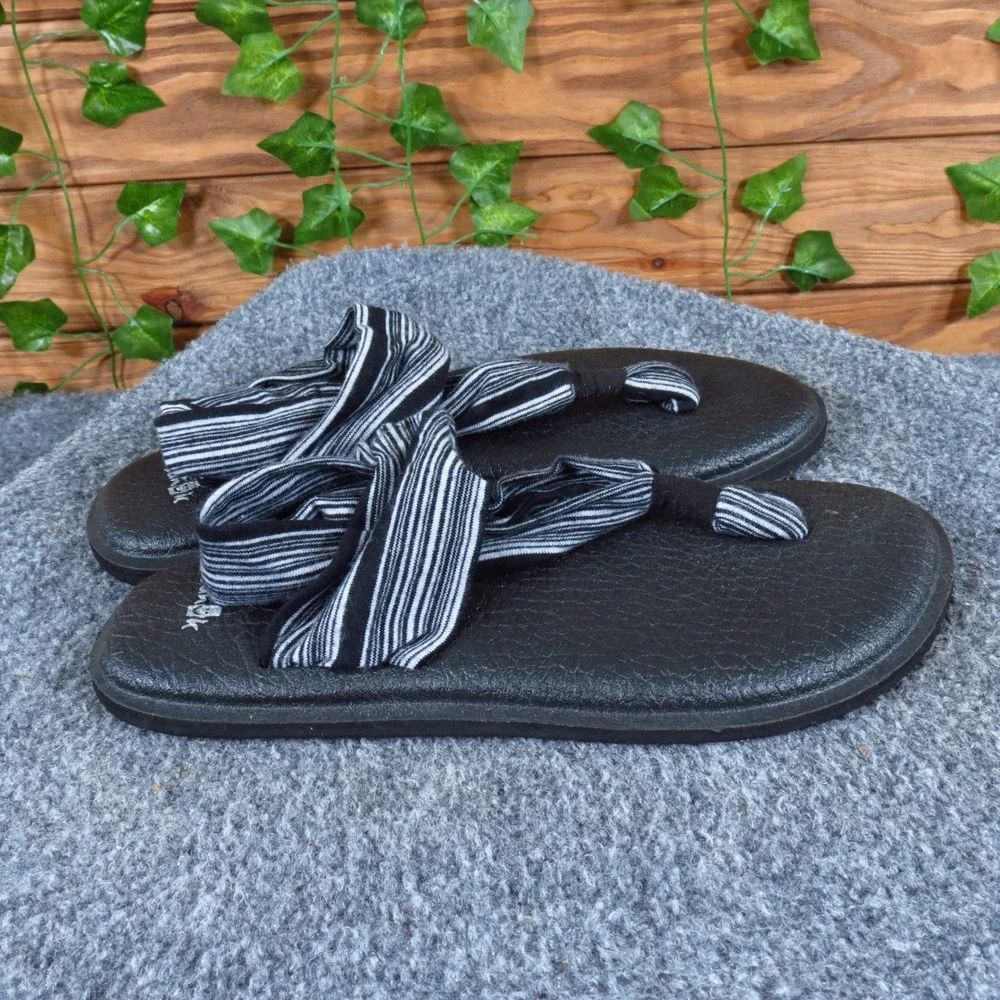 Sanuk Yoga Sling 2 Women Sandal Size 7 Casual Comfort Black‎ White Stripe Fabric